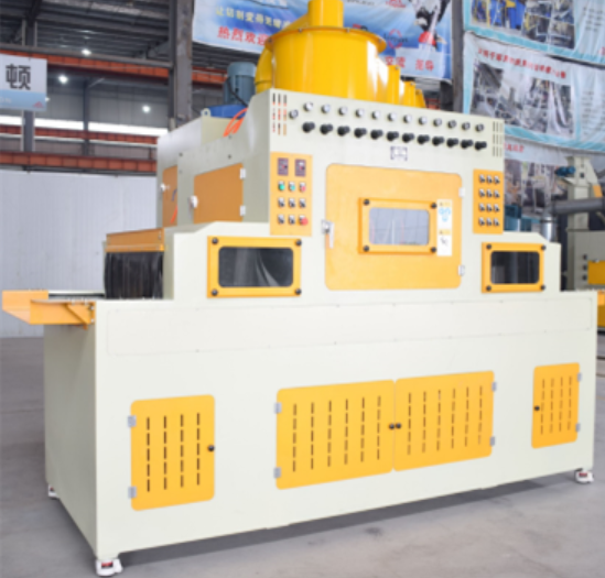 電熨斗專(zhuān)用噴砂機(jī)設(shè)備，輸送式噴砂機(jī)